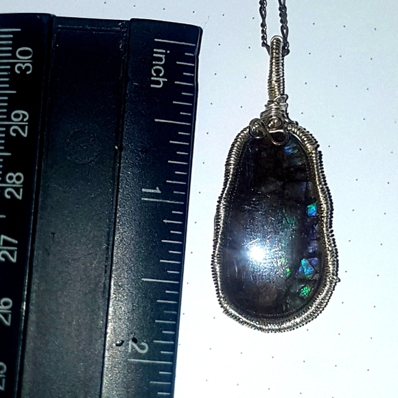 Ammolite  Pendant&Chain - Picture 7 of 17